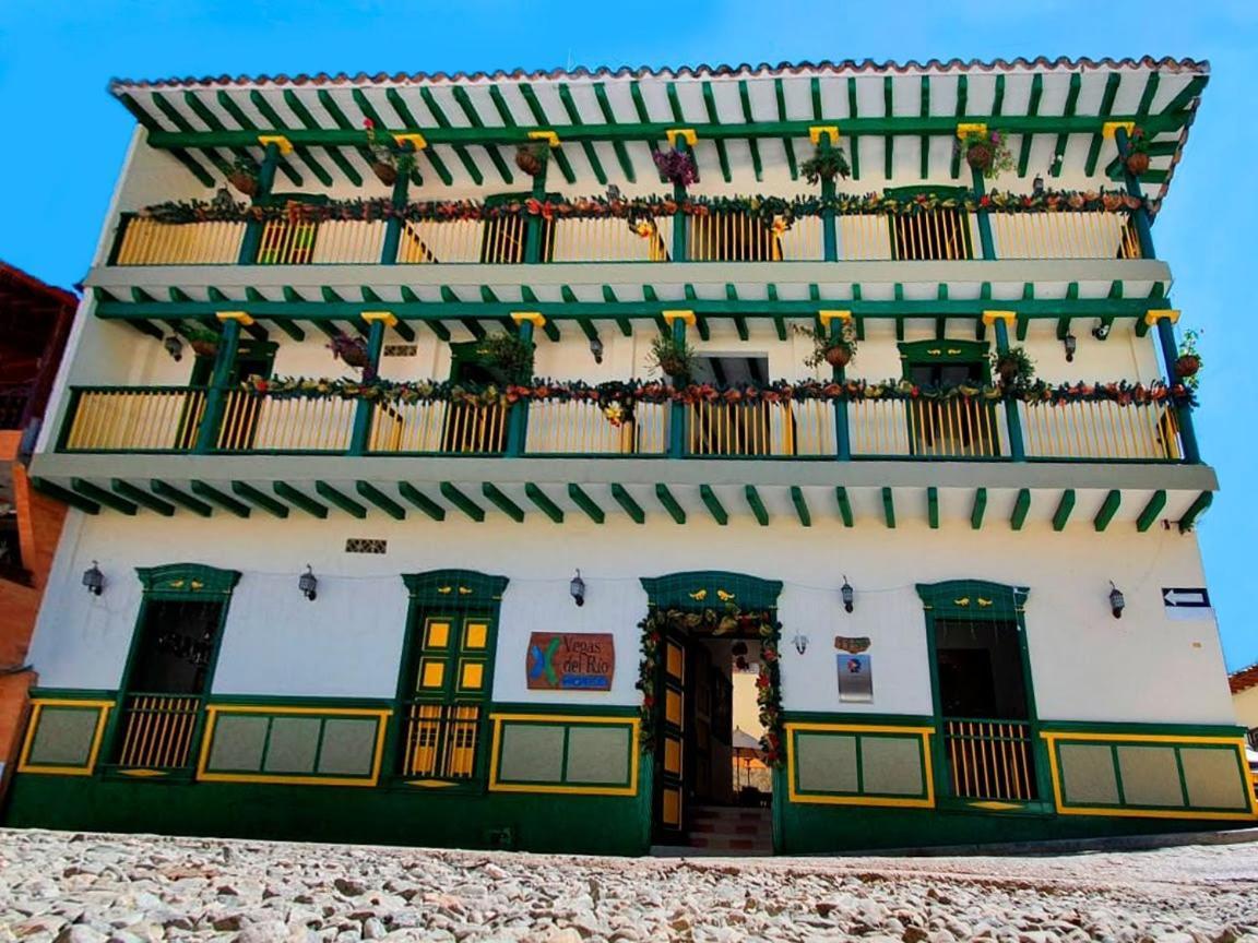 Hotel Vegas Del Rio Támesis المظهر الخارجي الصورة