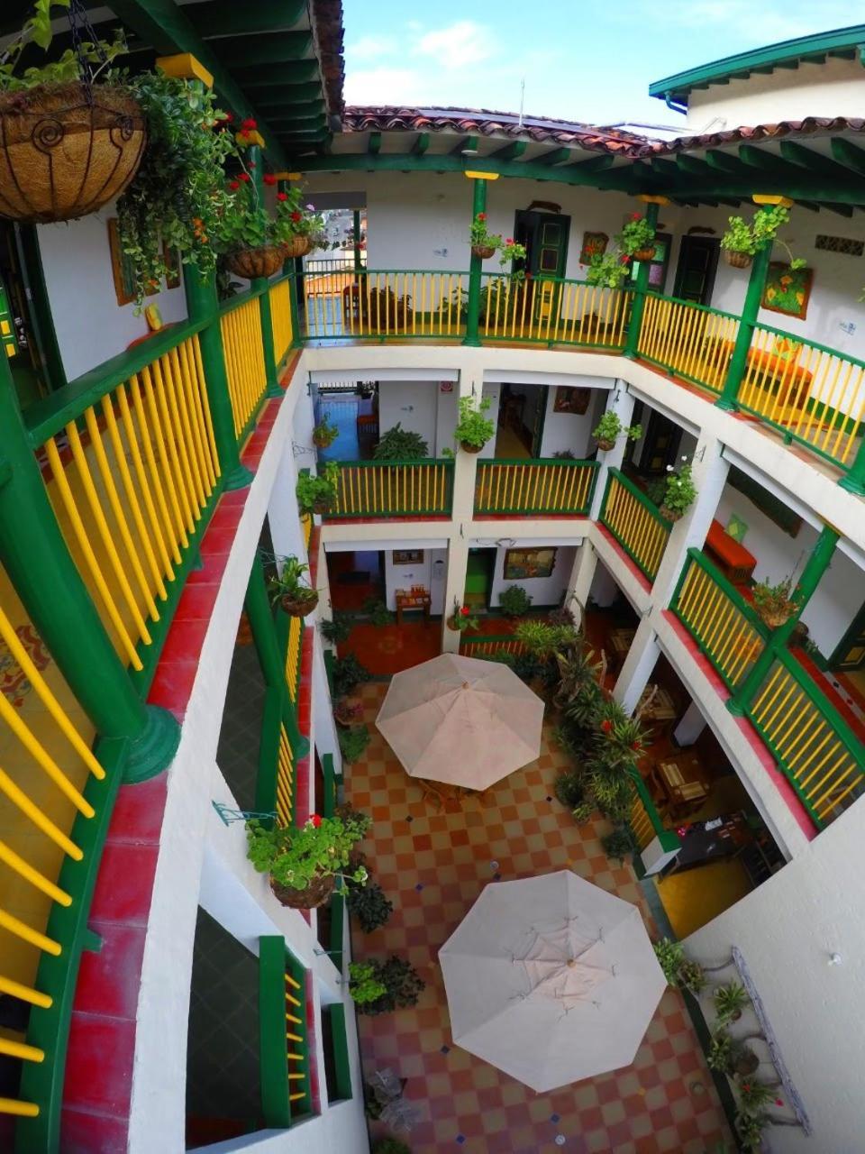 Hotel Vegas Del Rio Támesis المظهر الخارجي الصورة